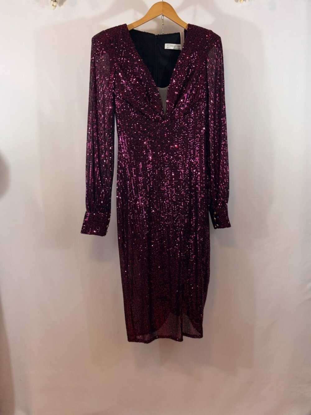 NWT Mac Duggal IEENA Magenta Sequin Long Sleeve Midi Dress Size 8 Style #26886